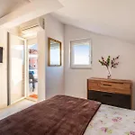 Tatil Evi Opera Zadar