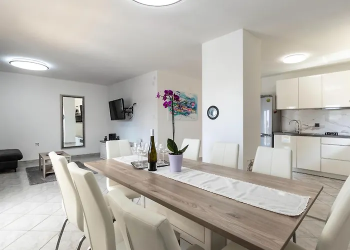 Opera Дом отдыха *